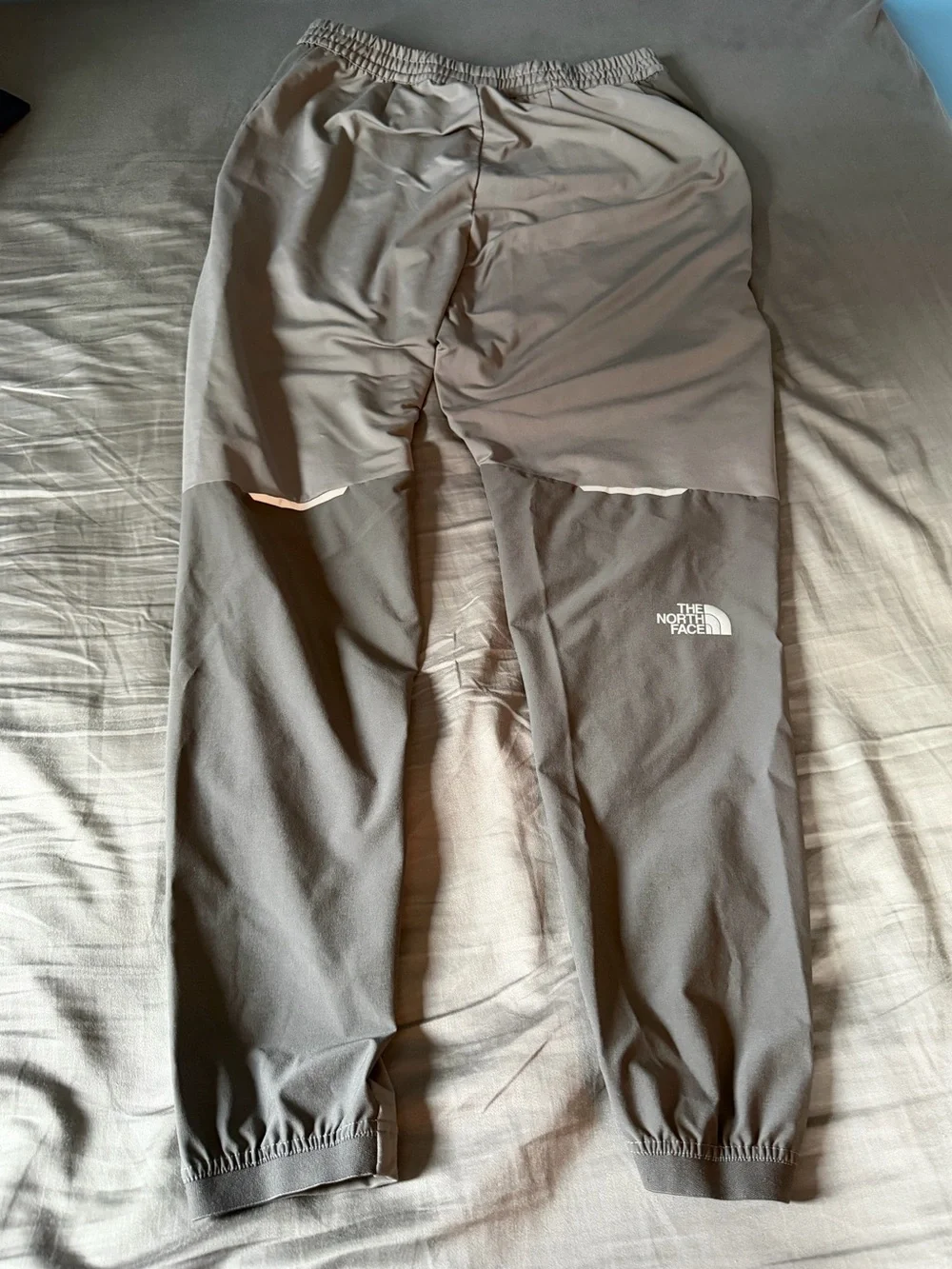 The North Face Men's Light Gray Jogger Sweatpants